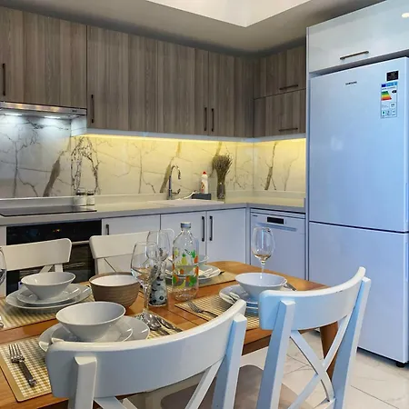 Cleopatra Sunset Duplex