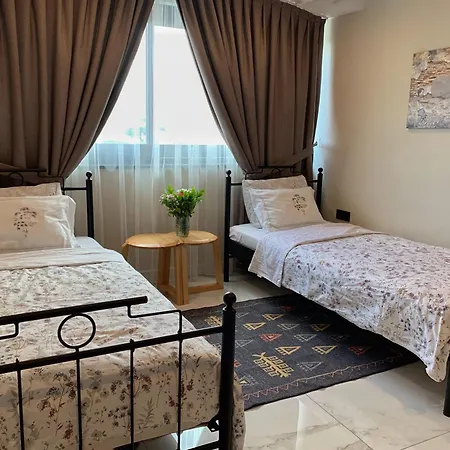 Cleopatra Sunset Duplex *